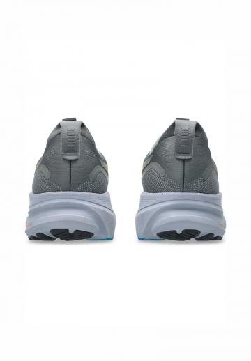 Беговые кроссовки