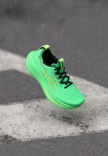 Беговые кроссовки