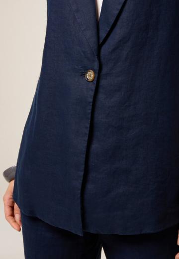 Джинсовая жилетка