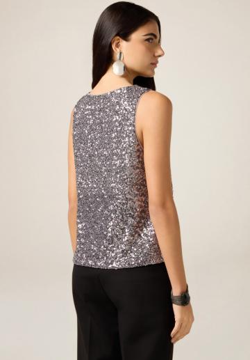 Блузка без рукавов