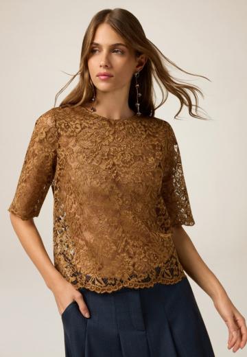 Кружевная блузка