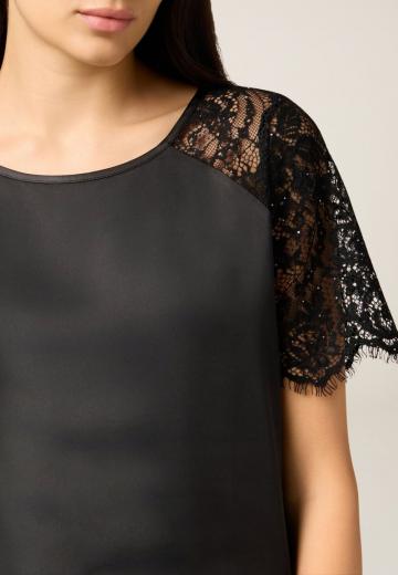 Кружевная блузка