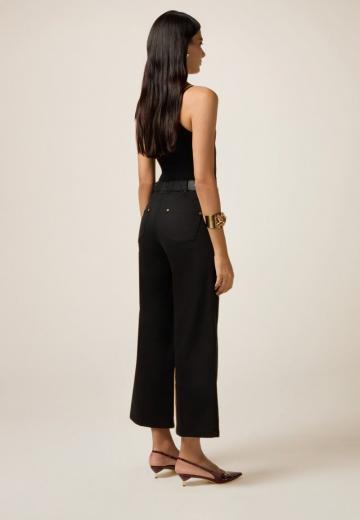 Короткие джинсы