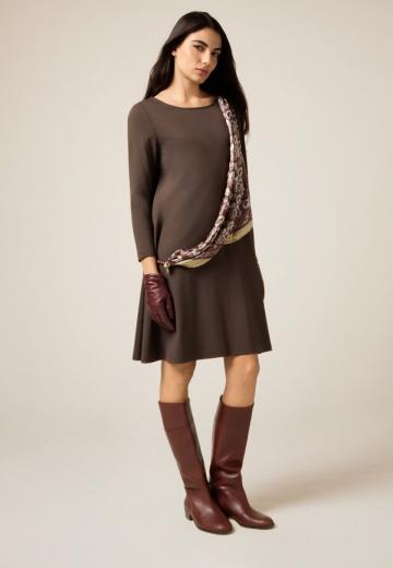 Короткое платье