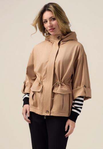 Куртка с накладнымит карманами