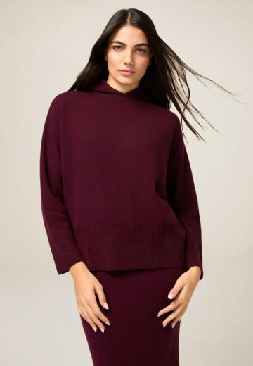 Пуловер с капюшоном