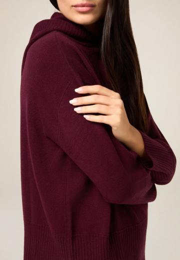 Пуловер с капюшоном