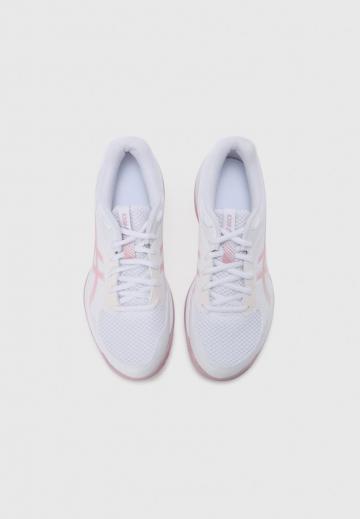 Кроссовки для зала