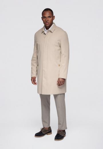 Короткое пальто