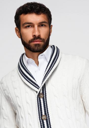 Вязаная кофта