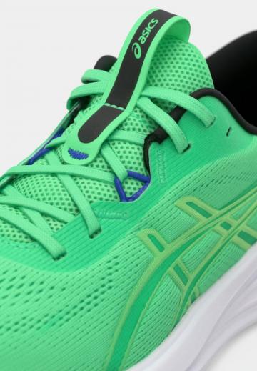 Беговые кроссовки