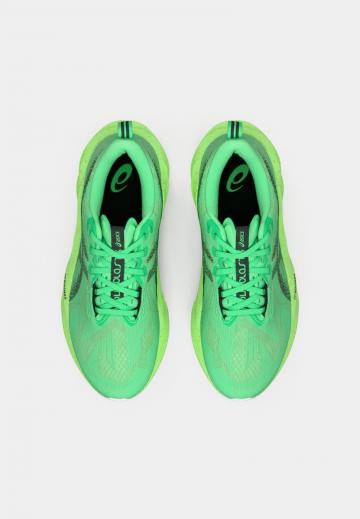 Беговые кроссовки