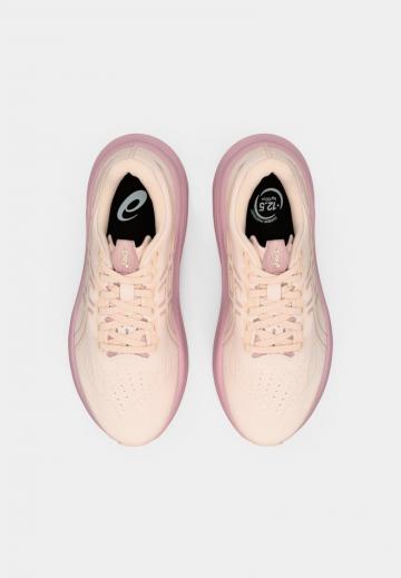 Беговые кроссовки