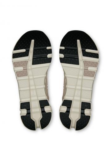 Беговые кроссовки