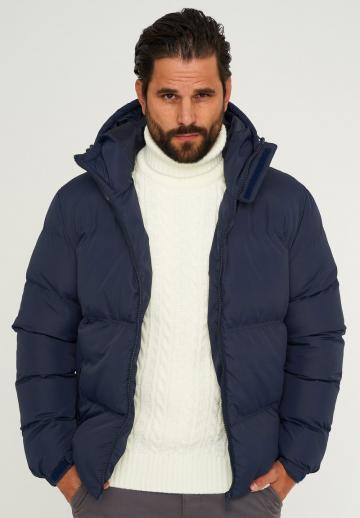 Зимняя куртка