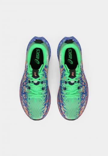 Беговые кроссовки