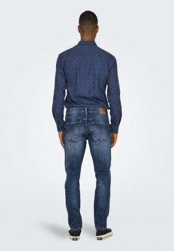 Узкие джинсы