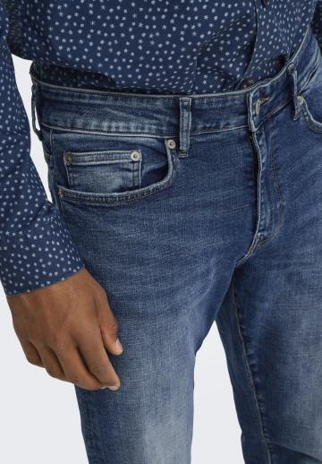 Узкие джинсы