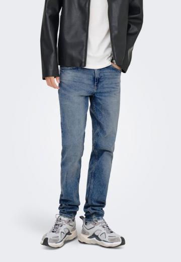Узкие джинсы