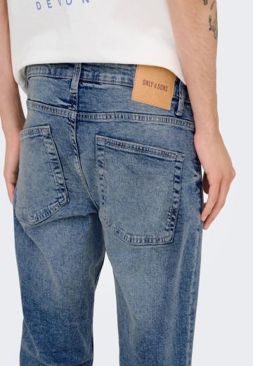 Узкие джинсы