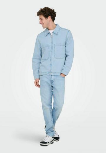 Джинсовая куртка