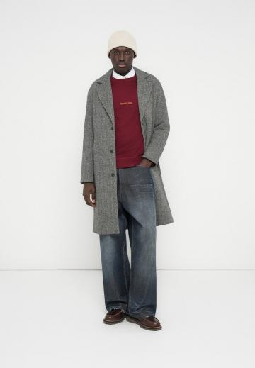 Шерстяное пальто