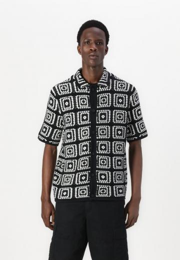 Рубашка с коротким рукавом