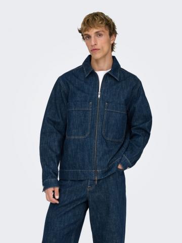 Джинсовая куртка