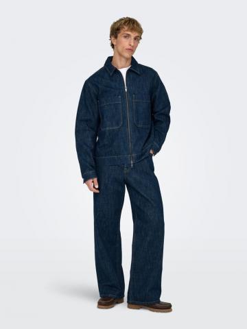 Джинсовая куртка