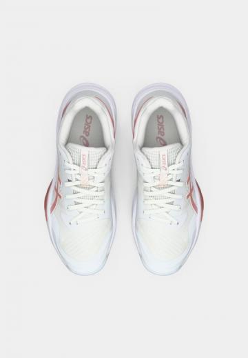 Кроссовки для зала