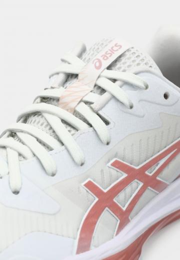 Кроссовки для зала