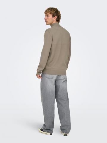 Вязаная кофта