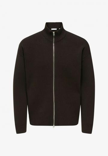 Вязаная кофта