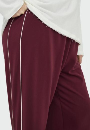 Спортивные штаны