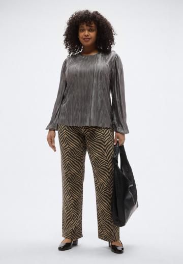 Атласная блузка