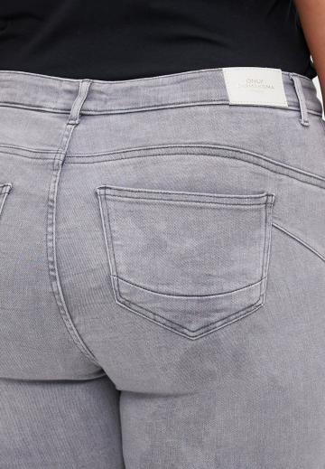 Узкие джинсы