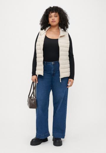 Стеганый жилет