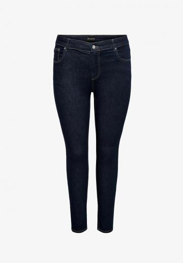 Узкие джинсы