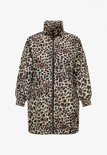 Короткое пальто