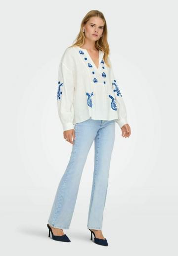 Клешеные джинсы