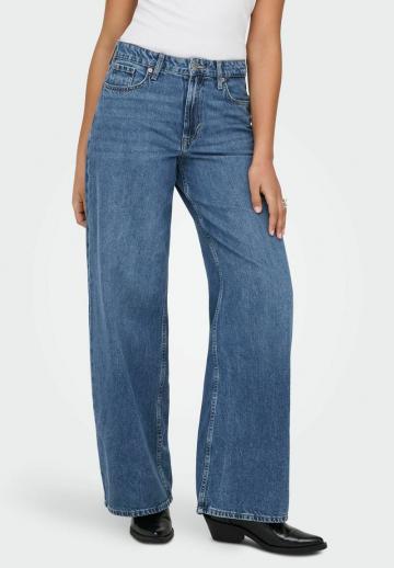 Клешеные джинсы