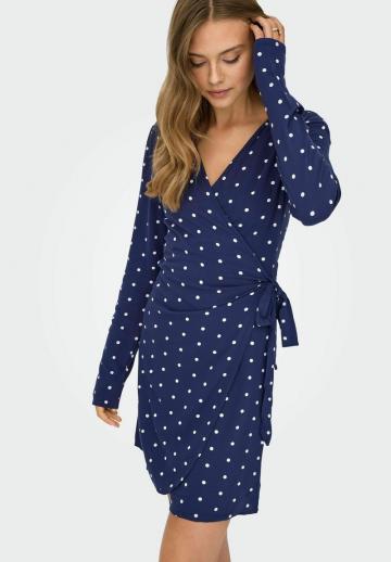 Короткое платье