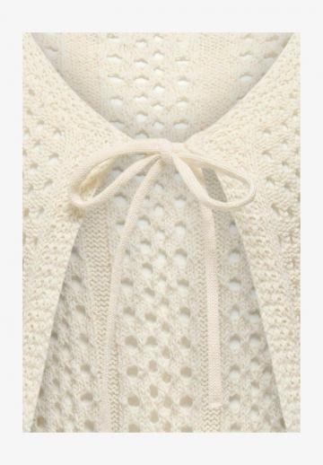 Вязаная кофта