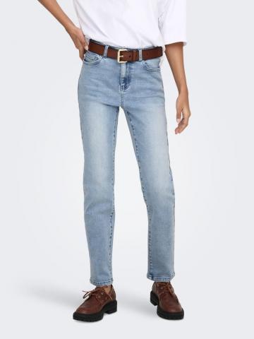 Короткие джинсы