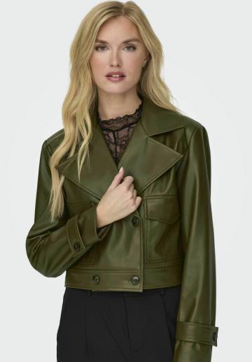 Блейзер с накладными карманами