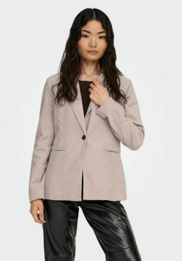 Короткое пальто