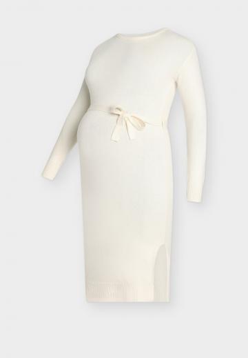 Вязаное платье