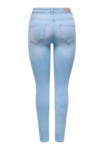 Узкие джинсы