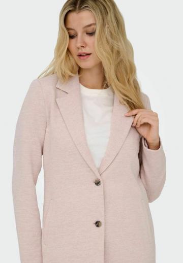 Короткое пальто