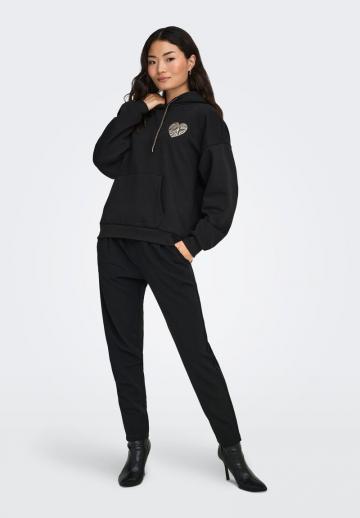 Пуловер с капюшоном